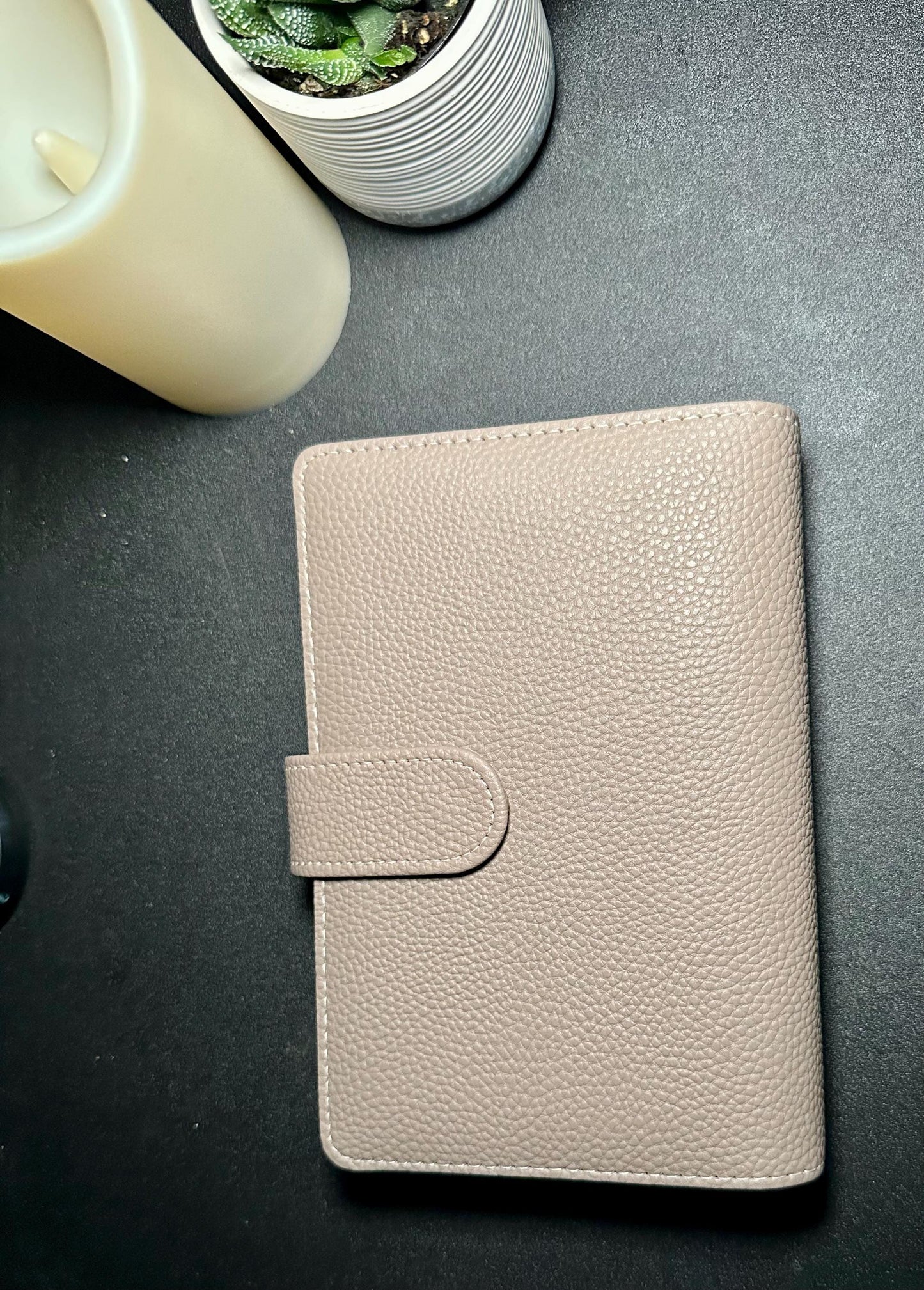 A6 Budget Binder Pebbled Vegan leather| Cash Envelope Binder with Rings | Soft Faux Leather Savings Binder | Cash Stuffing Wallet