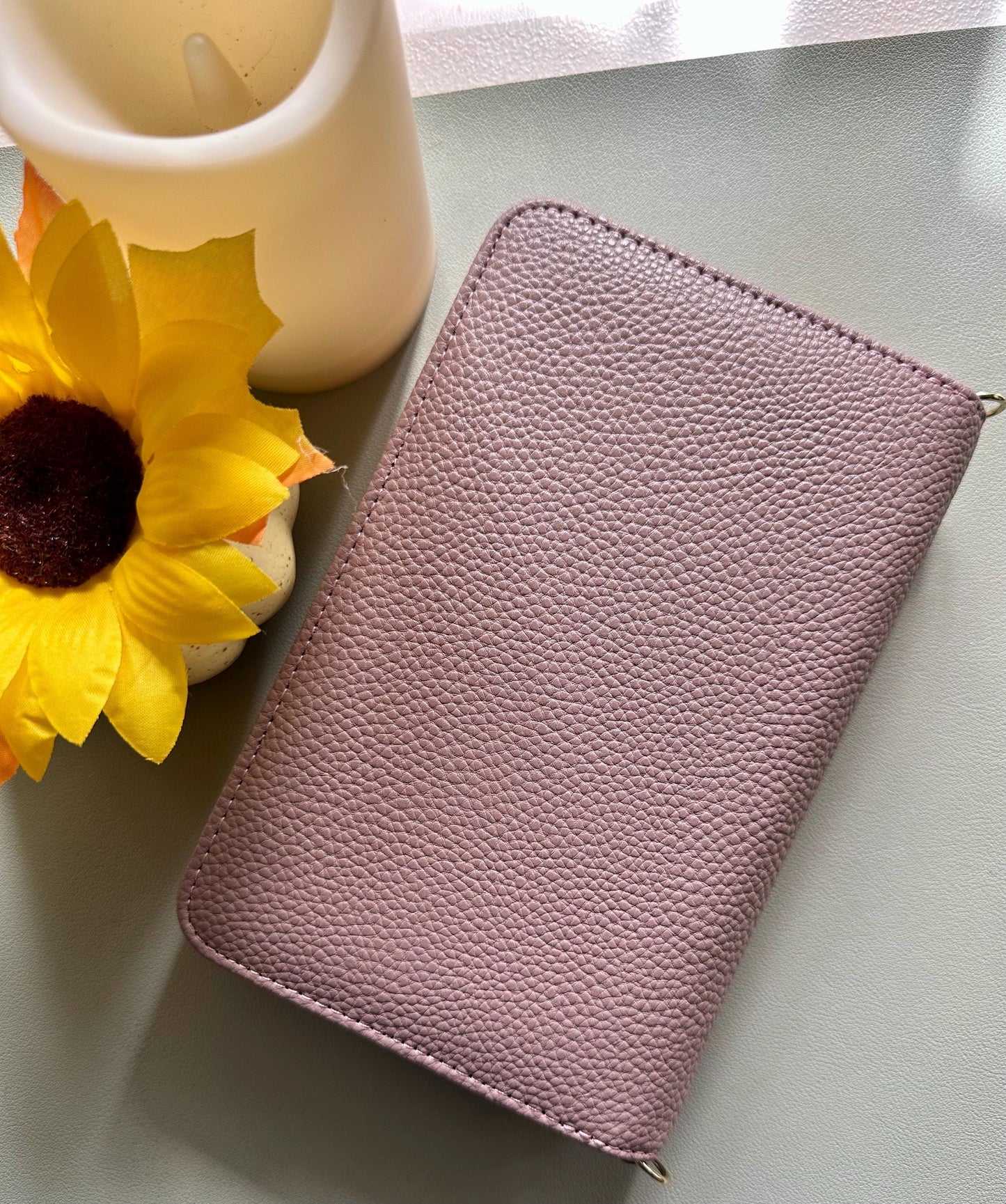 A6 Vegan Leather Budget Binder Wallet: Zip Around Cash Envelope Organizer with Wristlet