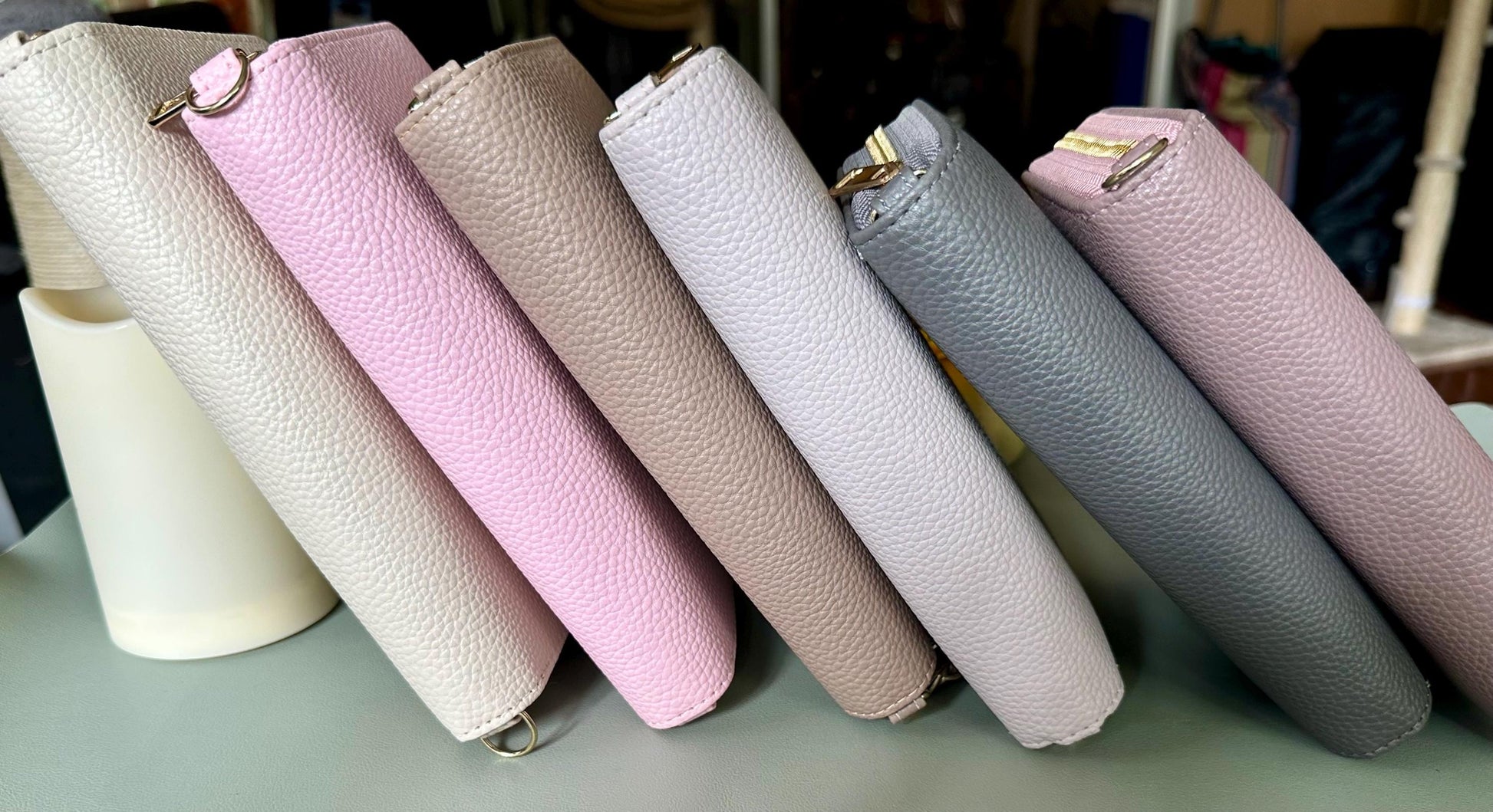 A6 Vegan Leather Budget Binder Wallet: Zip Around Cash Envelope Organizer with Wristlet